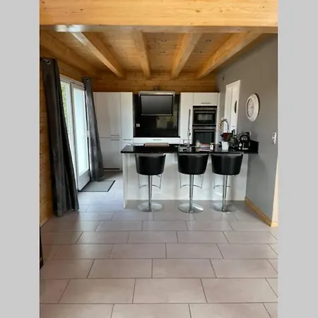 شاليه Oxalys Entre Lacs Et Montagne, Jacuzzi & Sauna *